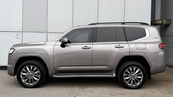 Toyota Land Cruiser 300 B6/B7