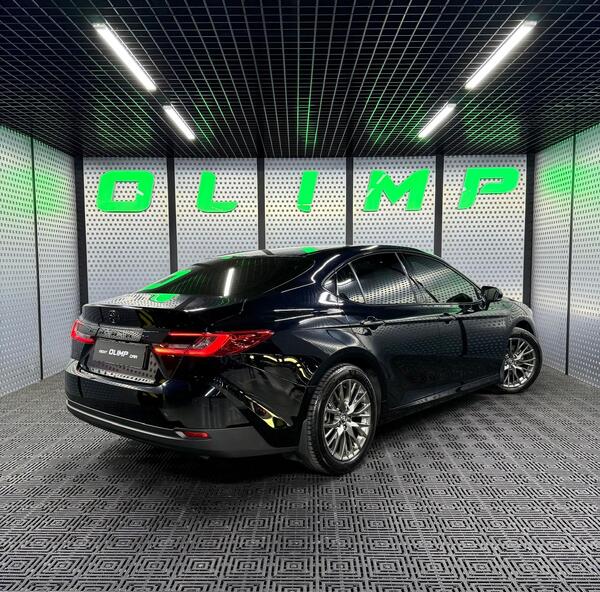 Toyota Camry 80 Hybrid