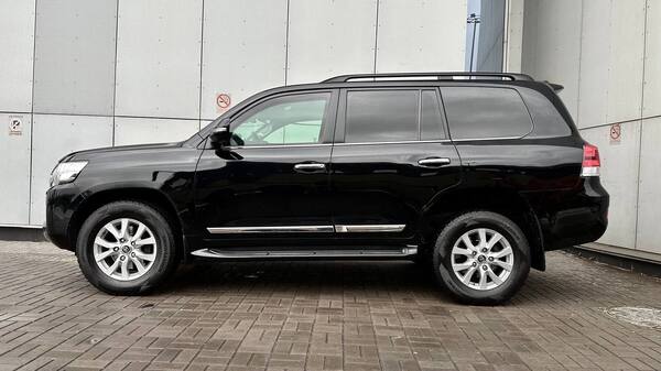 Toyota Land Cruiser 200 B6/B7