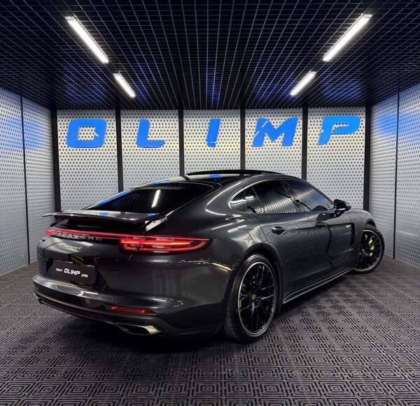 Porsche Panamera 4S E-Hybrid