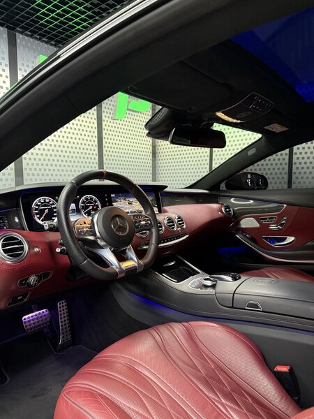 Mercedes-Benz S63 Coupe