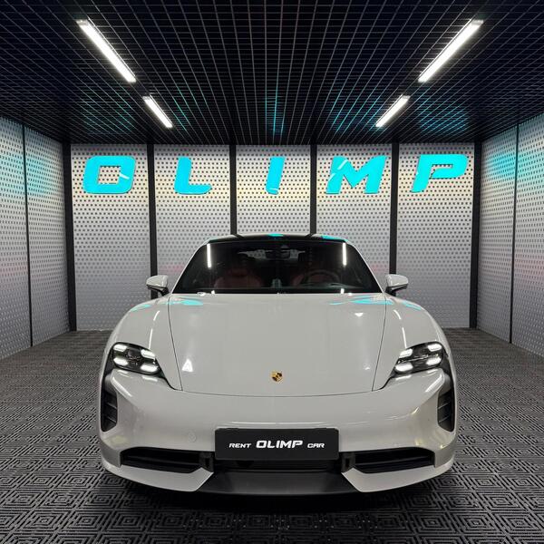 Porsche Taycan Turbo