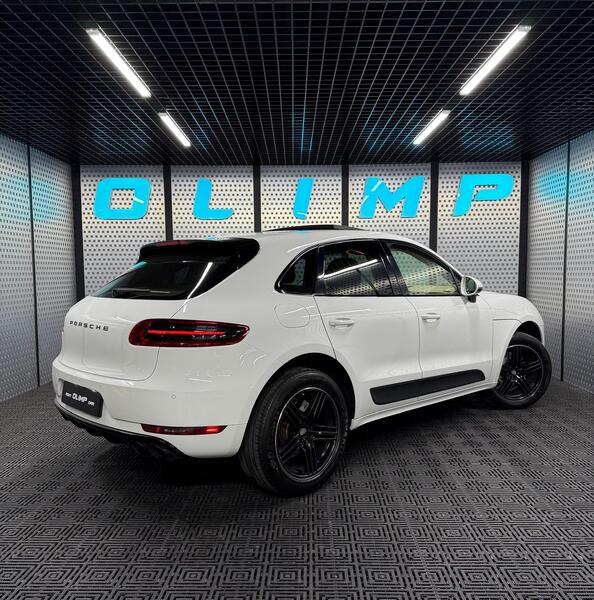 Porsche Macan S