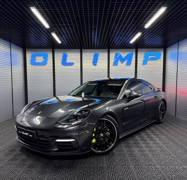 Porsche Panamera 4S E-Hybrid