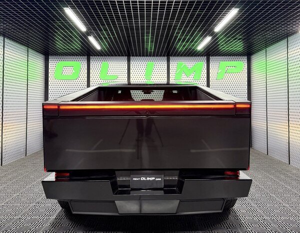 Tesla Cybertruck Foundation